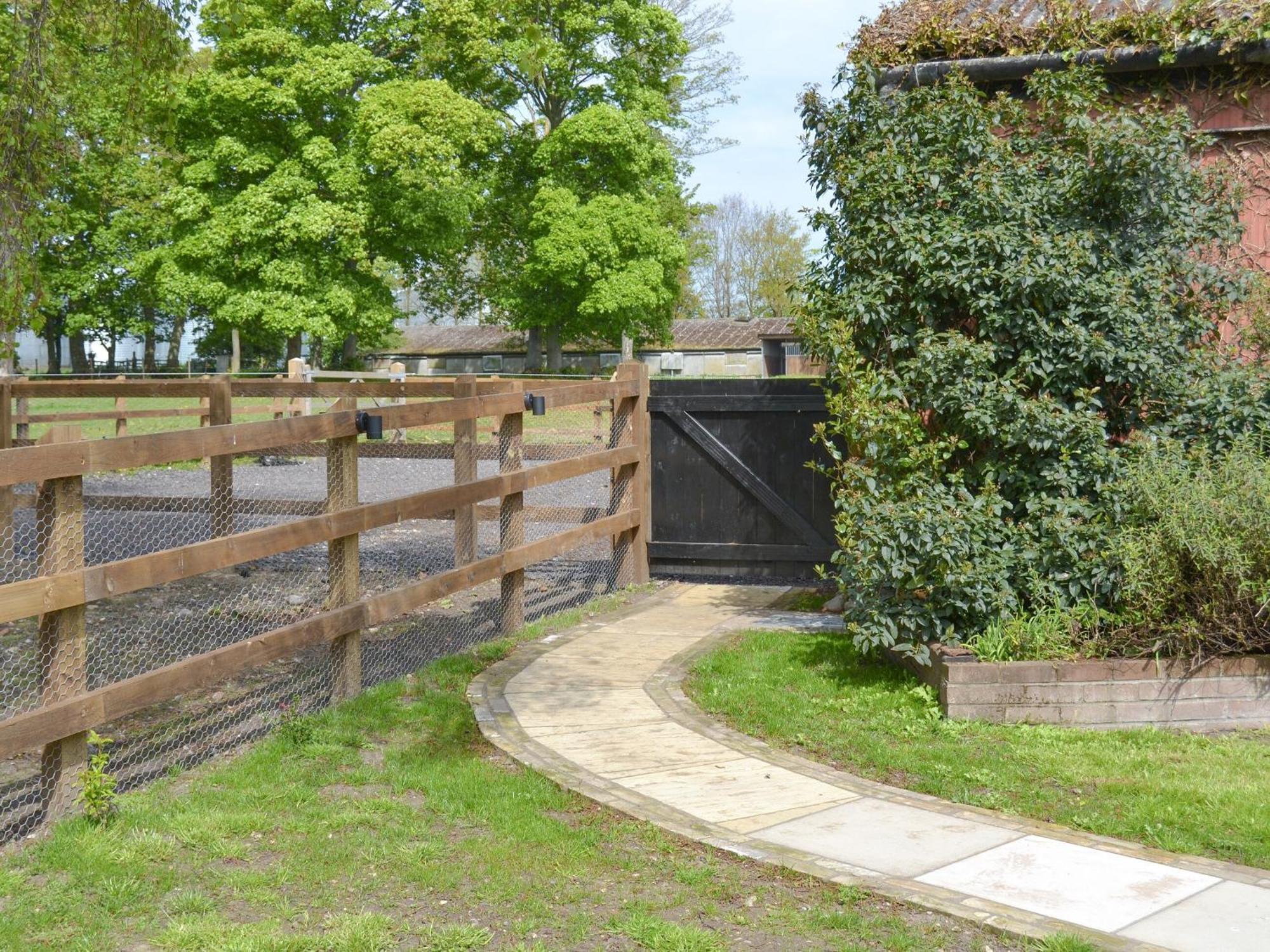 The Old Stables Βίλα Freethorpe Εξωτερικό φωτογραφία